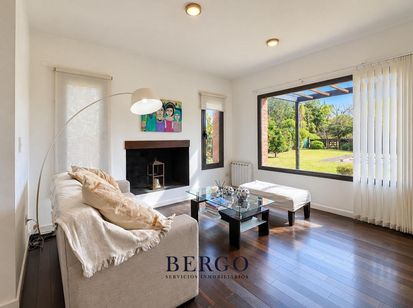 Foto de EXCLUSIVA CASA EN VENTA EN COUNTRY LOS MIMBRES – 4 DORMITORIOS, PISCINA, imagen 5