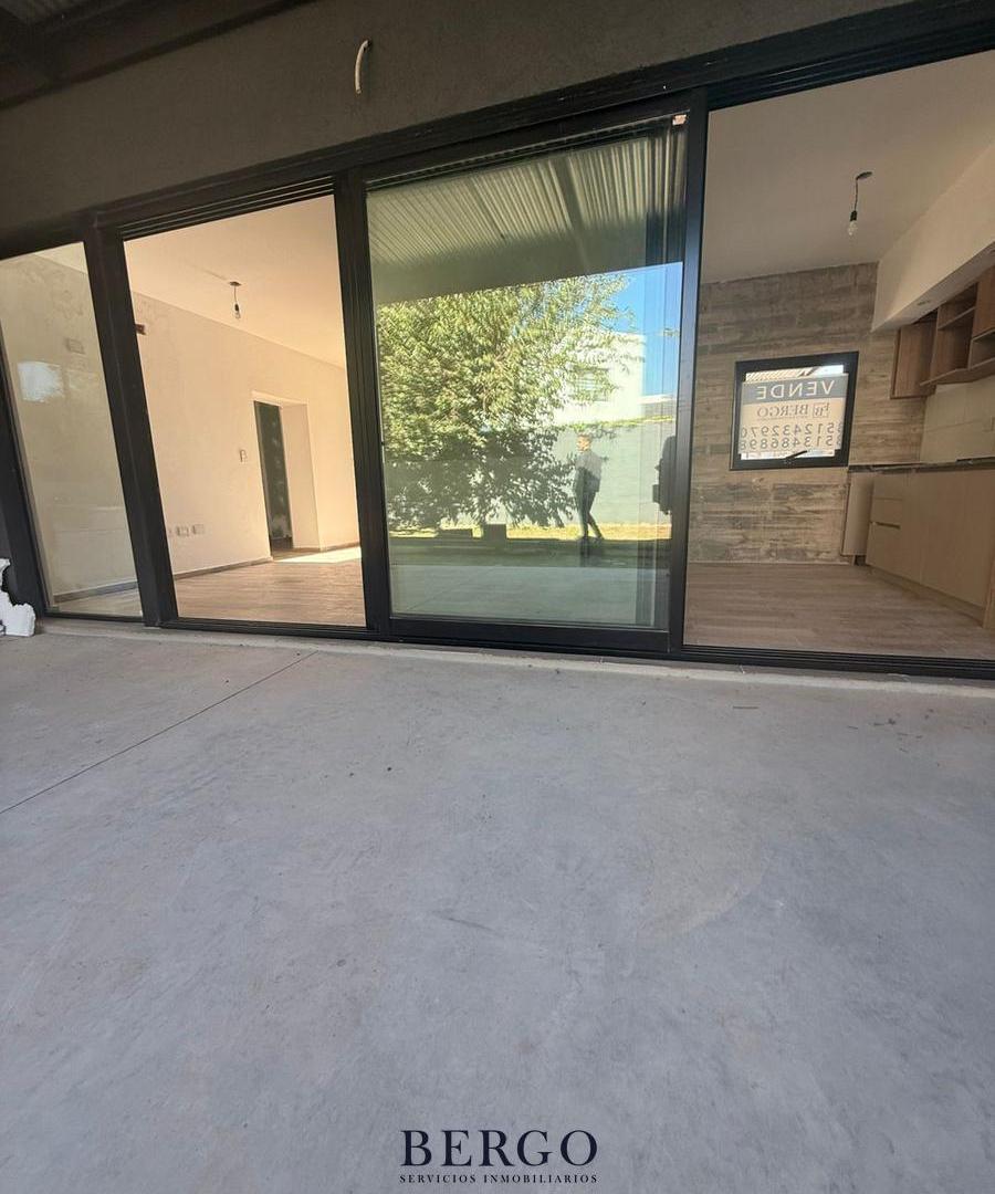 Foto de VENTA - CASA A ESTRENAR 2 DORMITORIOS 2 BAÑOS - LA PAYA, imagen 4