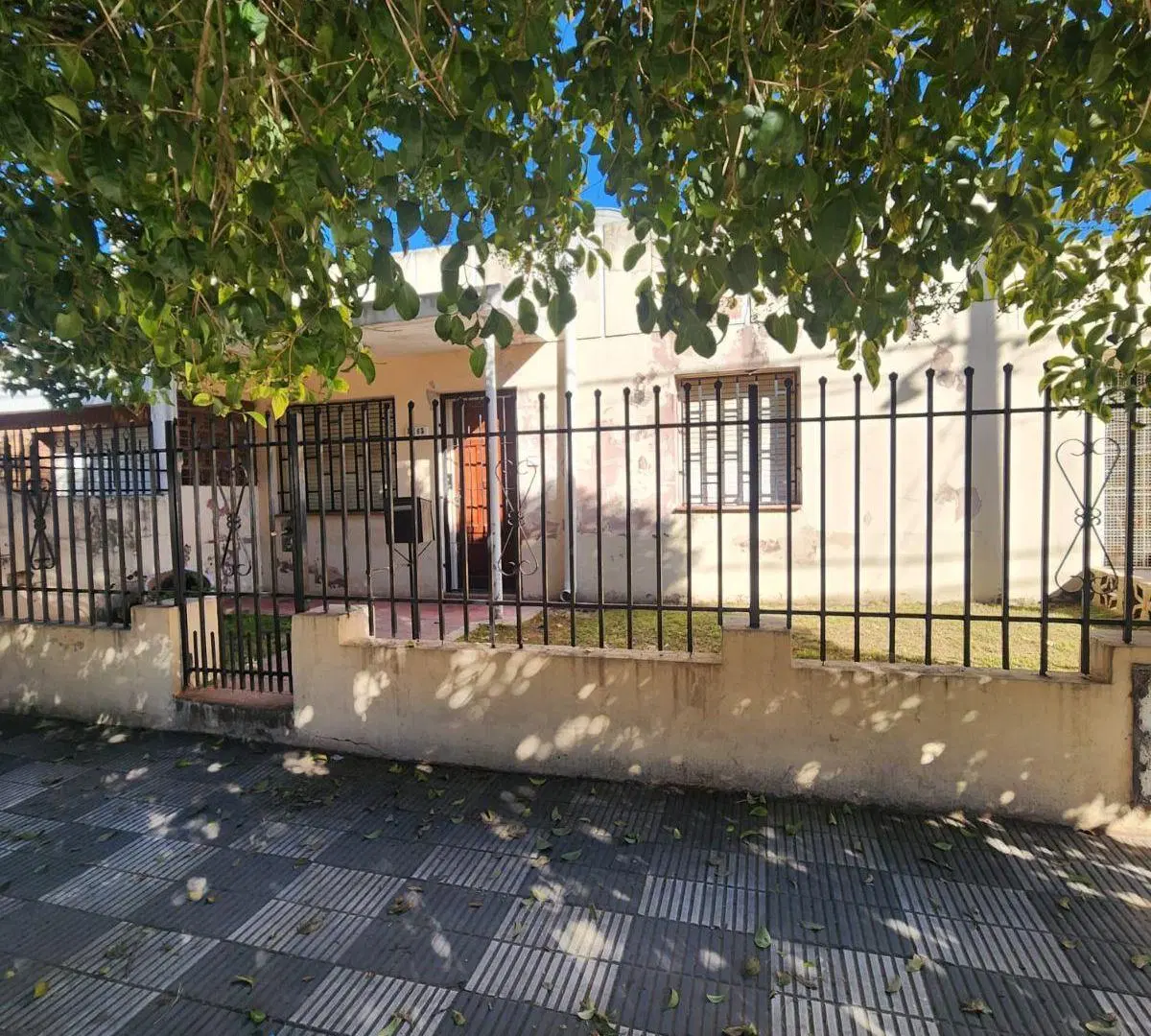 CASA EN VENTA EN BARRIO PATRICIOS 3