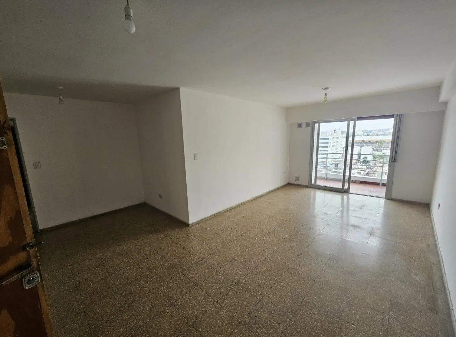 Departamento con cochera 4