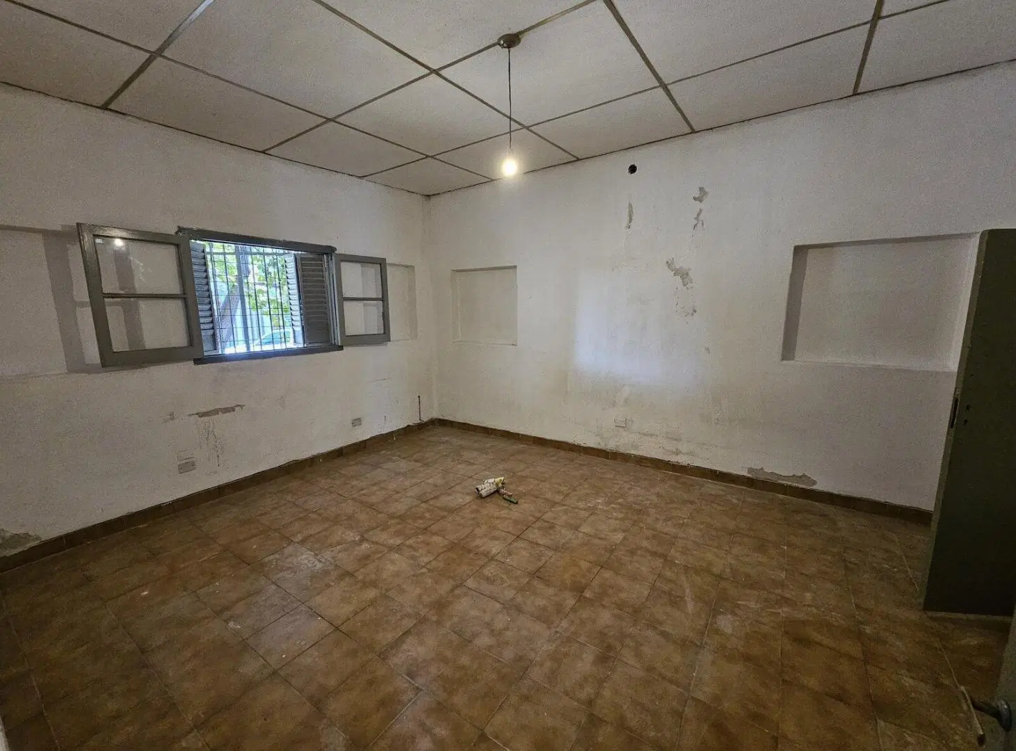 Se vende casa en barrio Paso de Los Andes 3