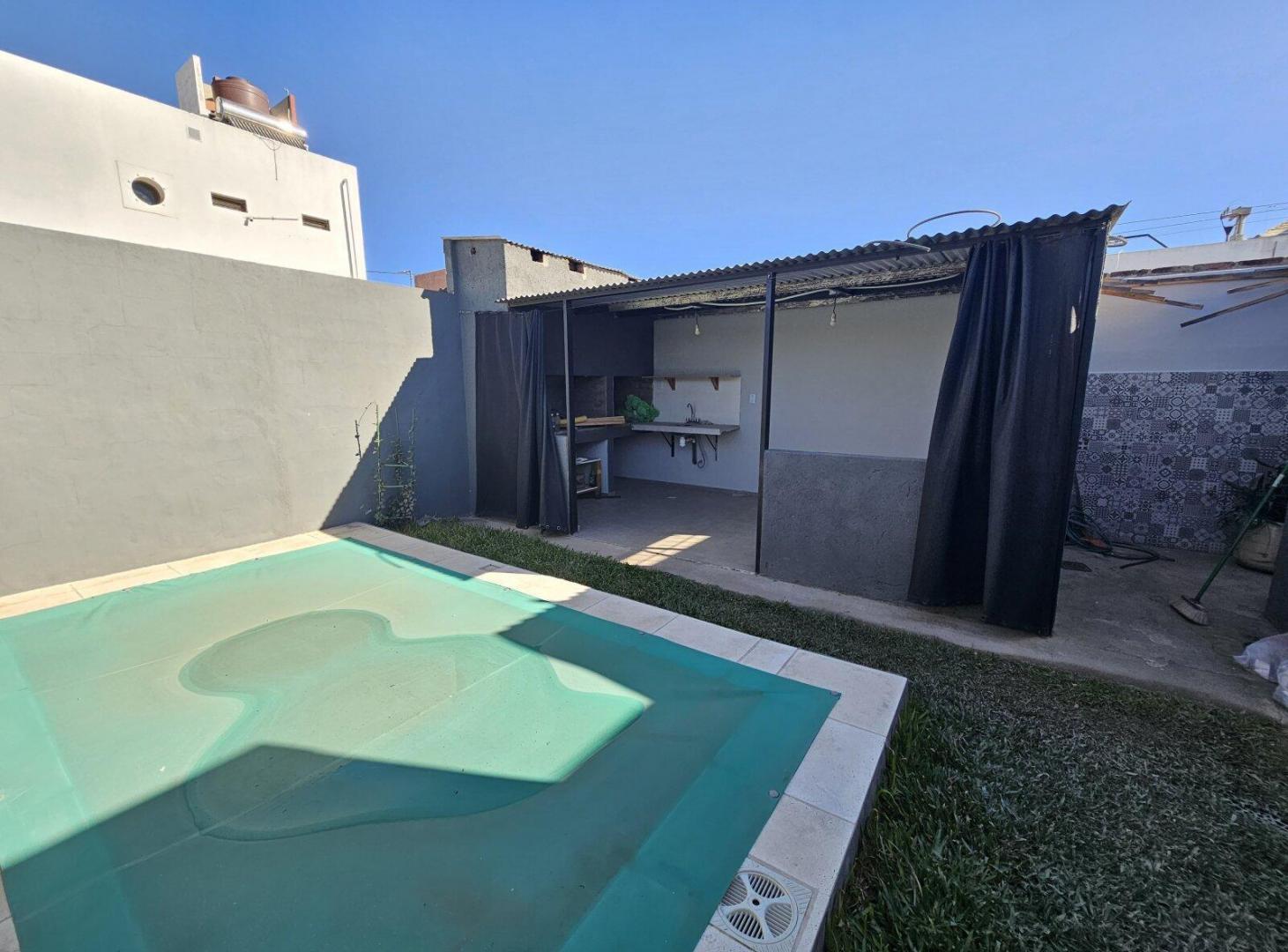Foto de Casa con pileta en San Ignacio de Horizonte, imagen 1