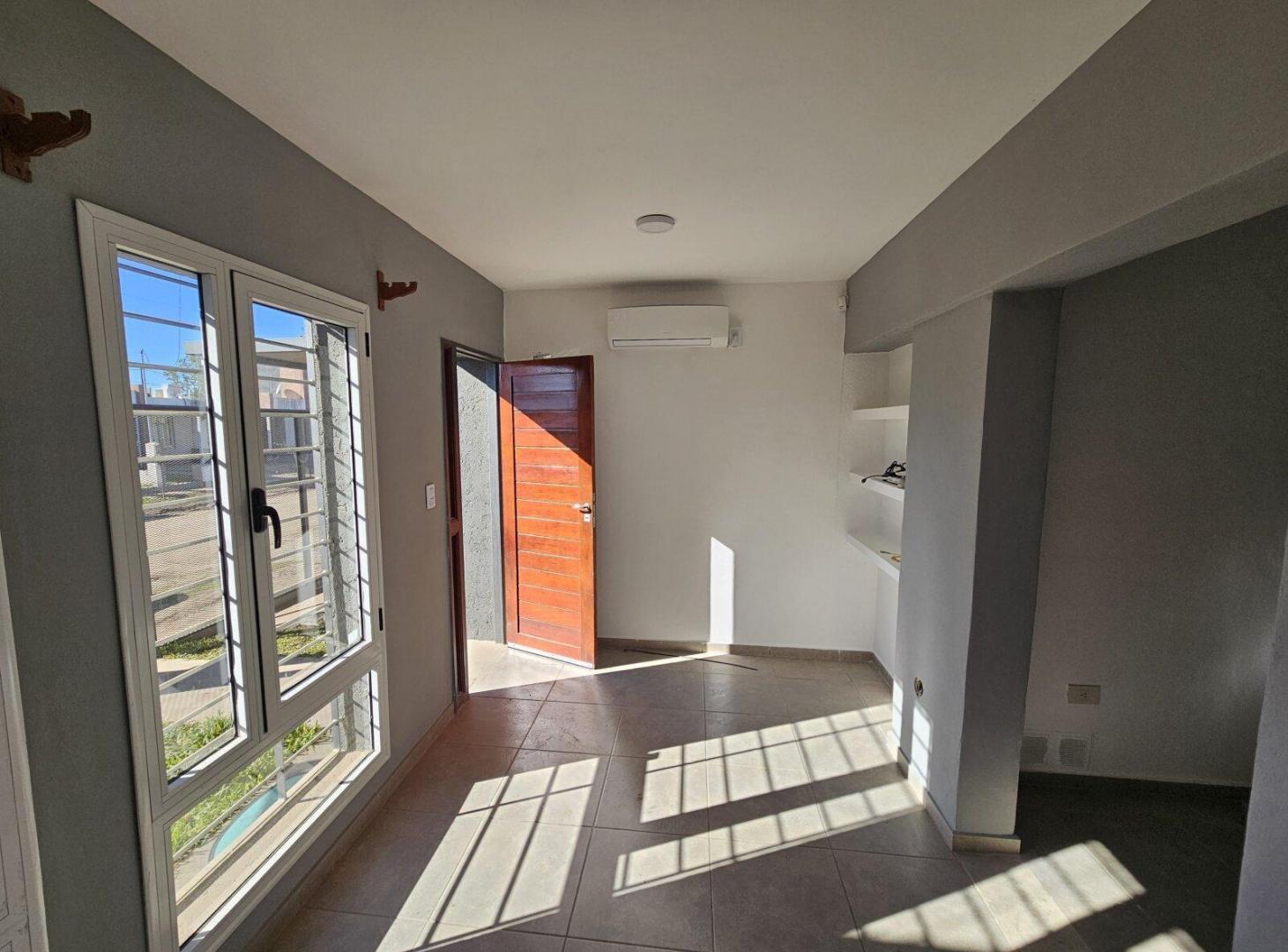 Foto de Casa con pileta en San Ignacio de Horizonte, imagen 4