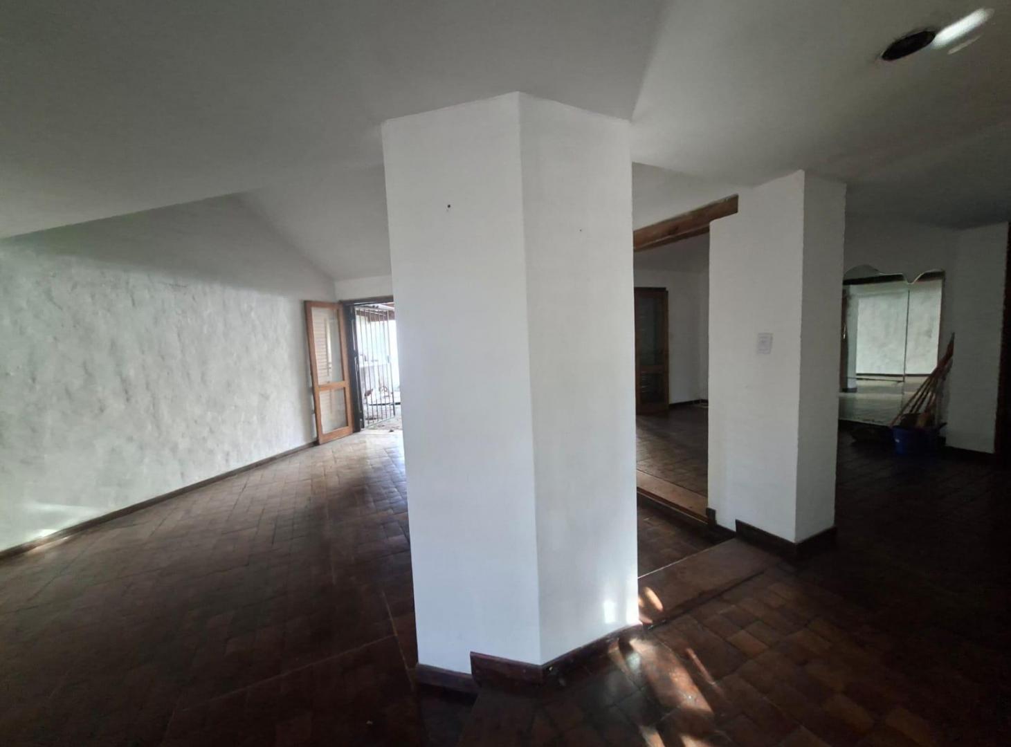 Foto de Casa 3 dorm en venta sobre Nepper, Villa Belgrano., imagen 2