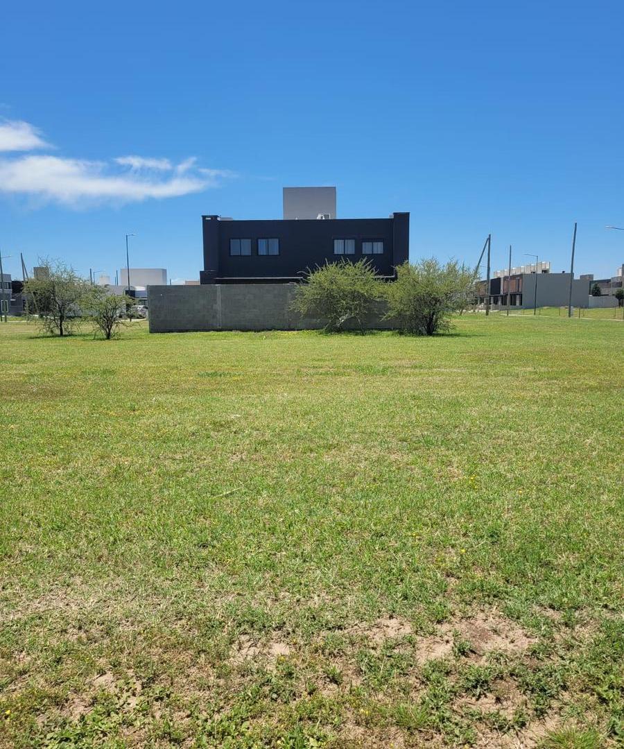 Terreno en venta en Colinas de Manantiales