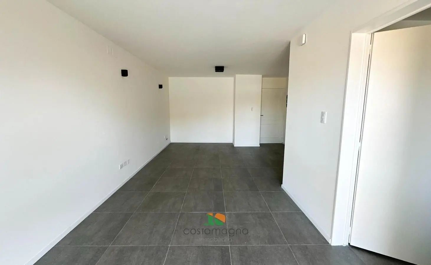 Departamento en venta de 2 dormitorios con cochera en Cofico. 3