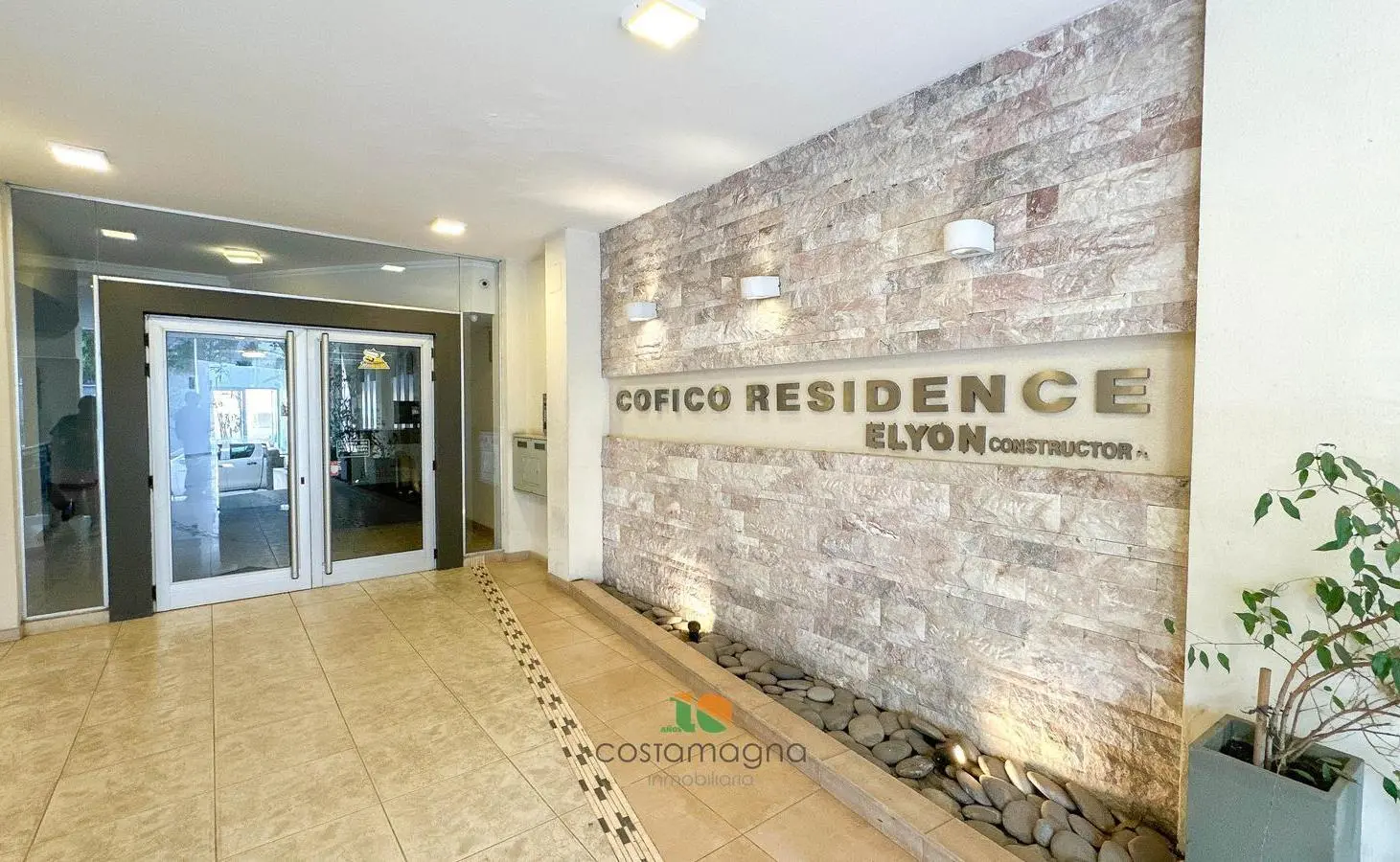 Departamento en venta de 2 dormitorios con cochera en Cofico. 2