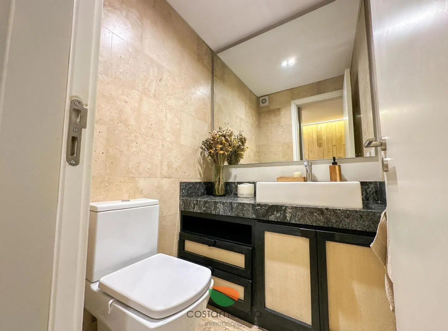 Milnuevediez Villa Belgrano, parece una casa pero es un departamento. 8