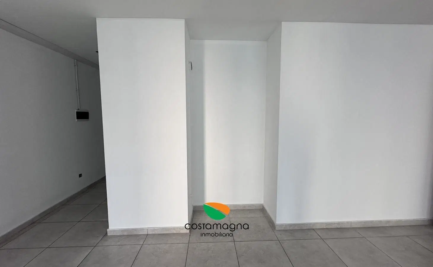 Oficina en Centro con Cochera Propia – San Jerónimo 275 5