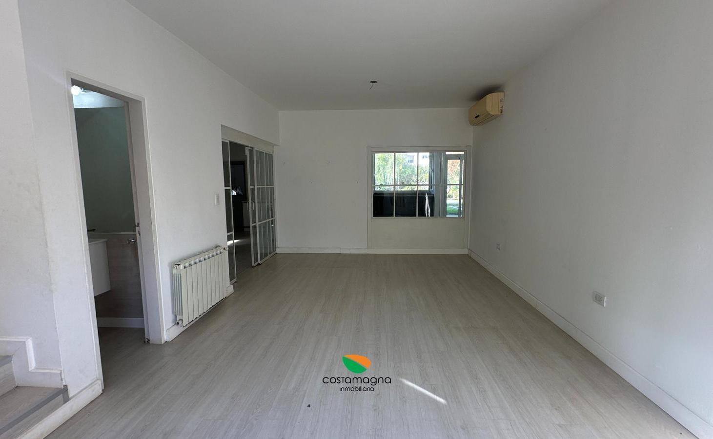 Foto de Casa de tres dormitorios en Tejas Tres, imagen 3