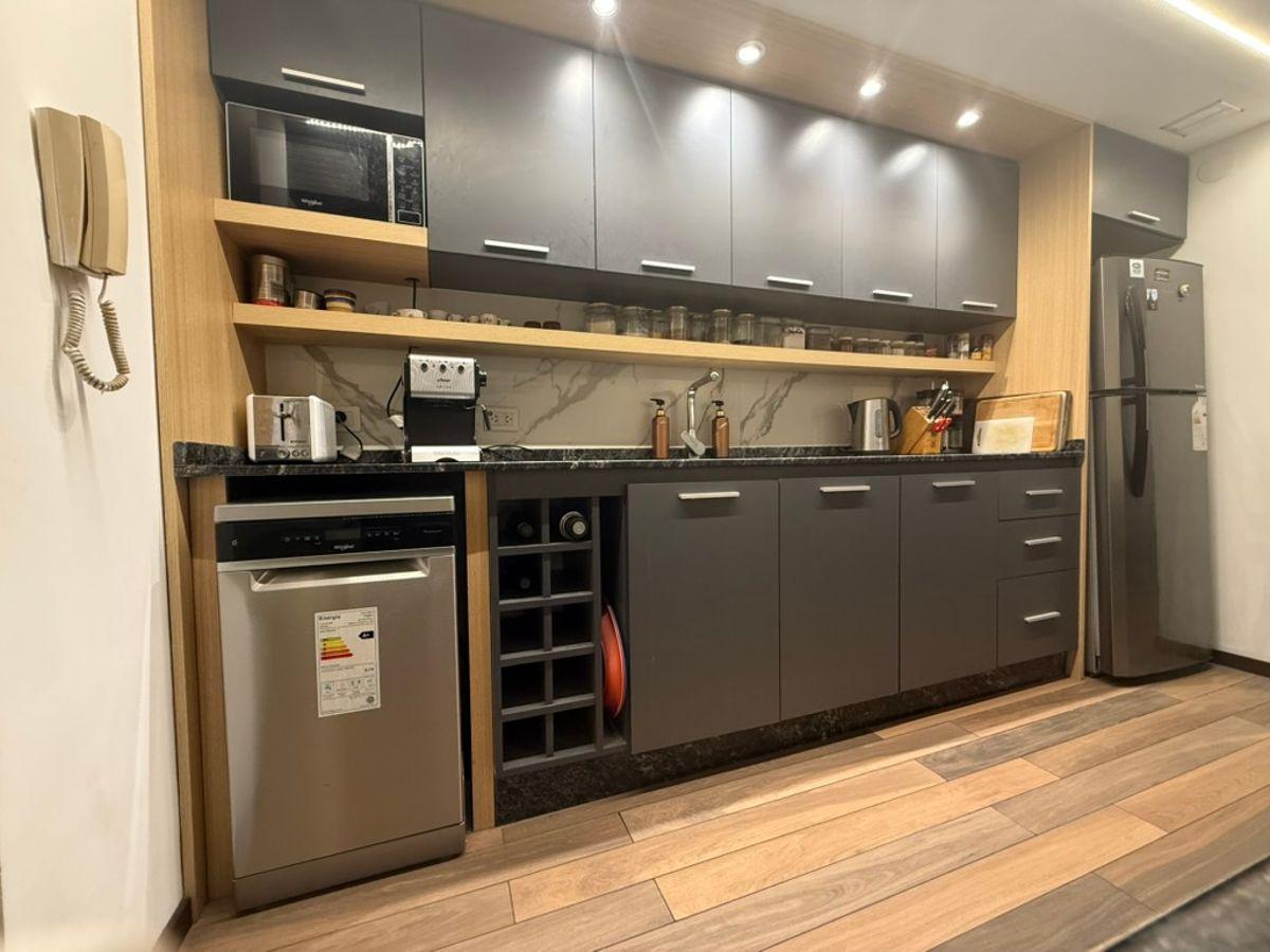 3 AMBIENTES – RECOLETA/RETIRO – 70 m² – TOTALMENTE RECICLADO A NUEVO- P/ESCALERA - APTO PROF