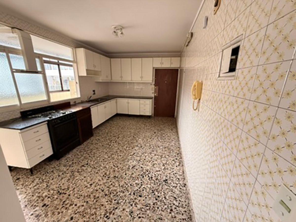 Exclusivo Piso de 153m² en el Corazón de Belgrano 4 ambientes c/ hab. serv. Espacio guardacoche