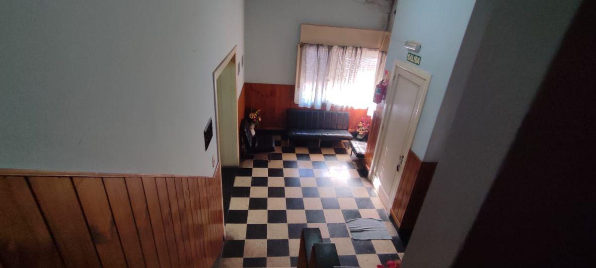 Foto de Vendo en La Plata Amplia Casa en 2 Plantas, oportunidad de Inversion, imagen 5