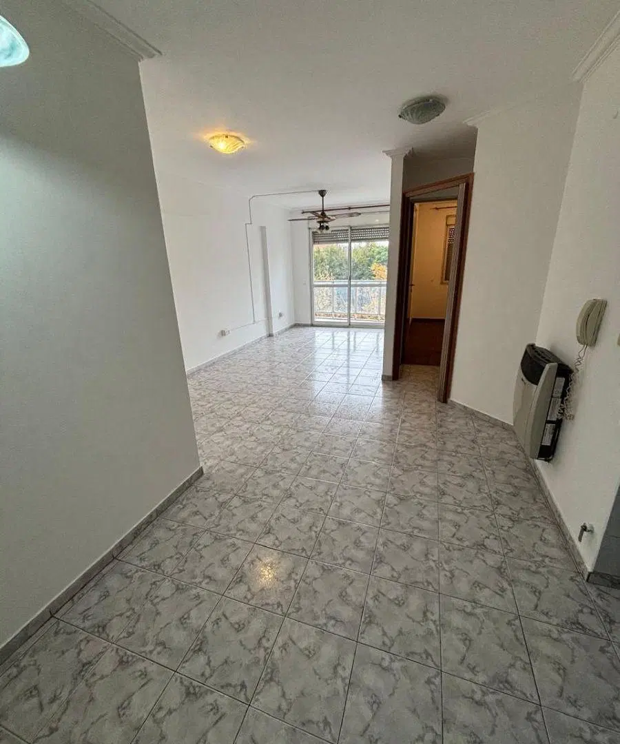 Alquilo Dpto 1 Dormitorio Velez Sarfield 621 4