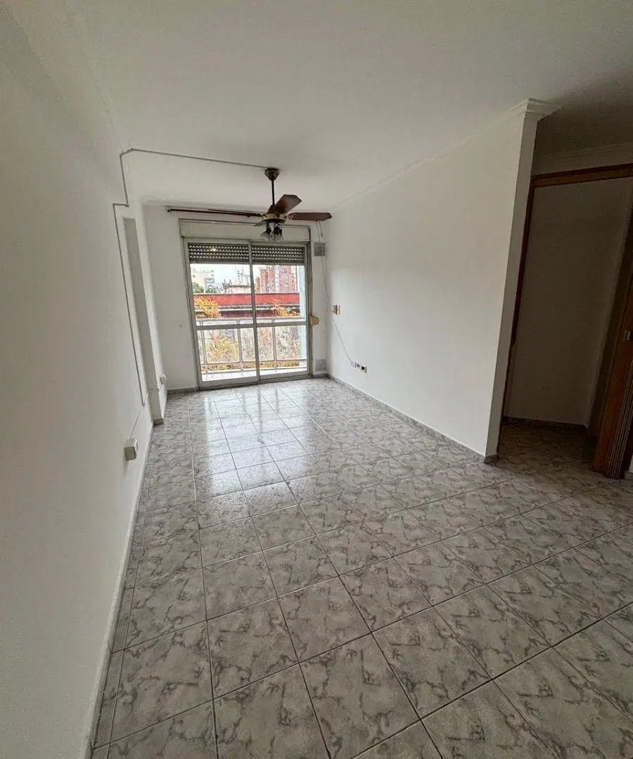 Alquilo Dpto 1 Dormitorio Velez Sarfield 621 3