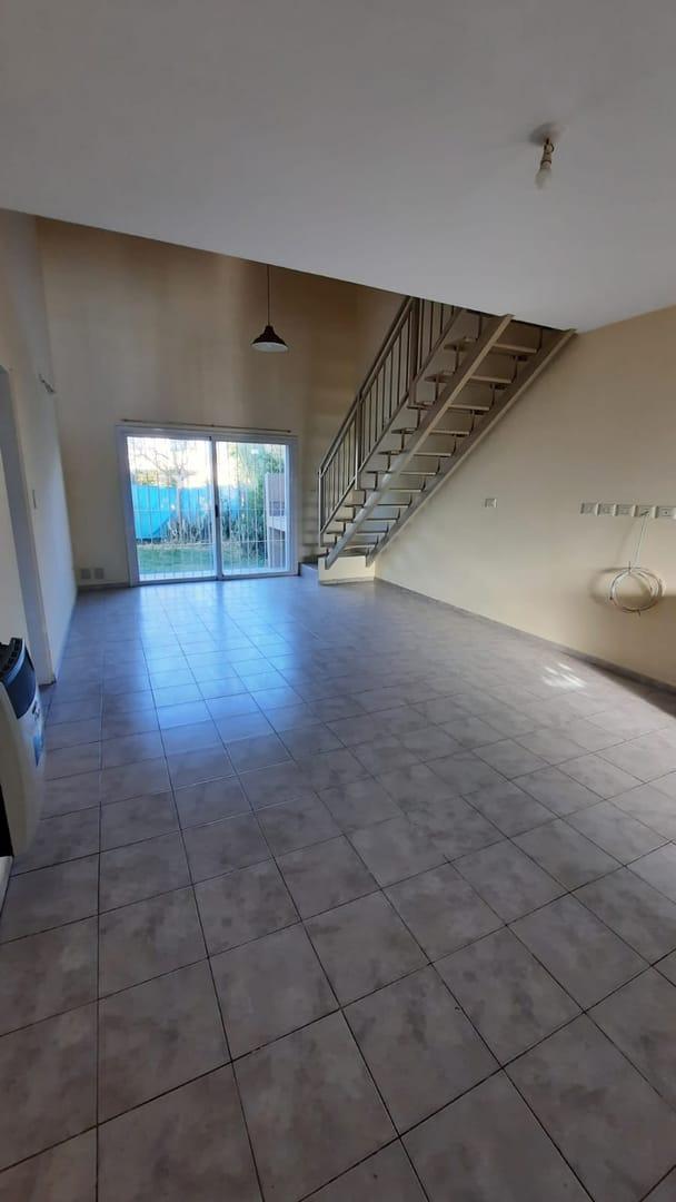 Foto de B QUINTAS DE ARGUELLO,ALQUILER, DUPLEX 2 DORMITORIOS, imagen 4