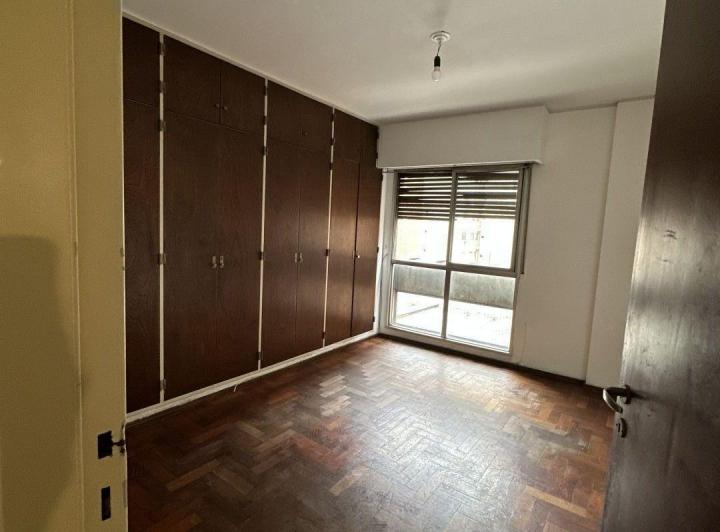 VENTA departamento de 4 dormitorios en El centro 2
