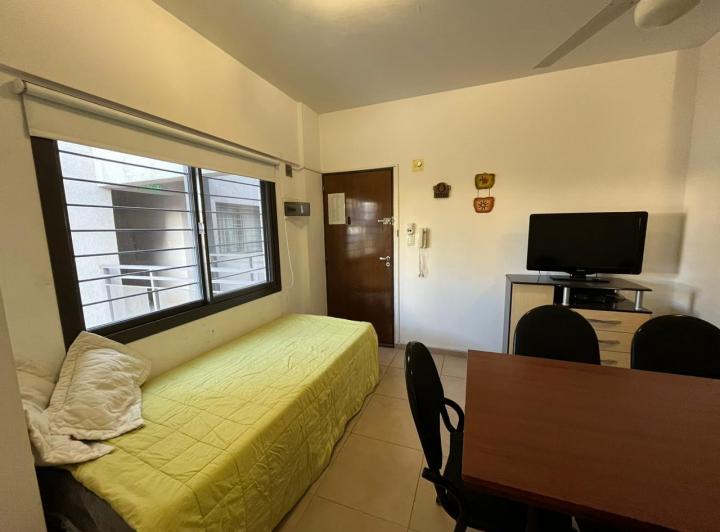 Departamento alquiler temporal carlos paz centrico 2