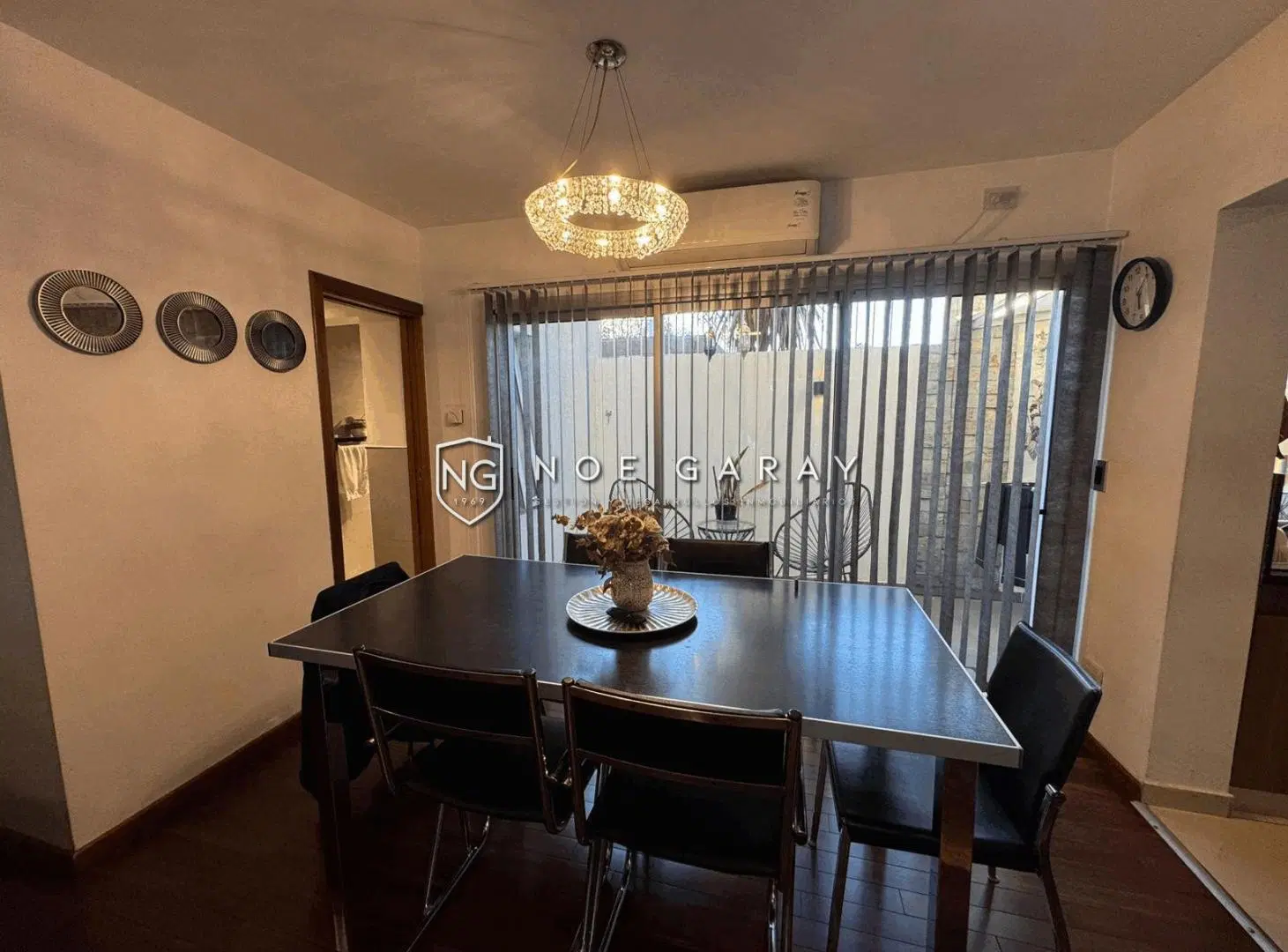 Dúplex en venta con patio, cochera y piscina en Santa Rita 2
