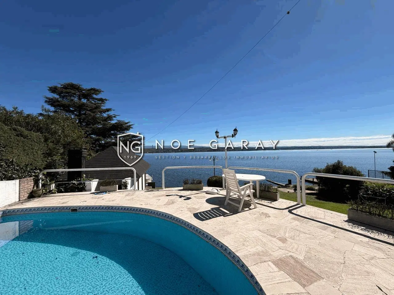 DEPARTAMENTO EN VENTA CON BAJADA AL LAGO EN CARLOS PAZ 4