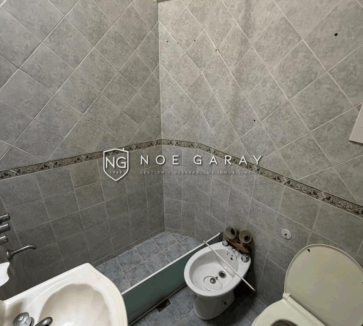 Foto de Casa a refaccionar en pleno centro de Villa Carlos Paz, imagen 4