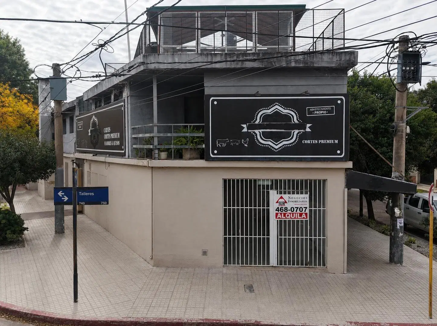 ESQUINA COMERCIAL ÚNICA EN BARRIO JARDÍN 280 M2 CON GRAN VISIBILIDAD 4