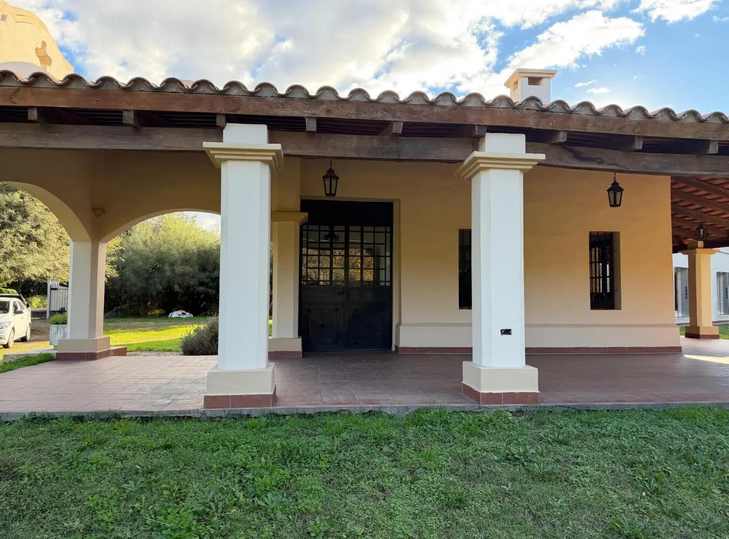 OPORTUNIDAD DE GRAN CASA EN ZONA SUR 1