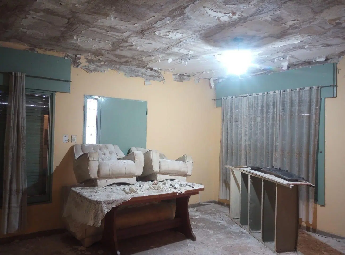 CASA EN VENTA 3 DORMITORIOS, 3 BAÑOS EN CABO FARINA 8
