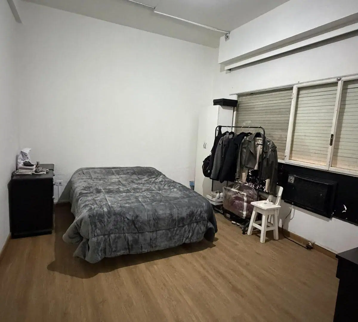 EXCELENTE DEPARTAMENTO EXTERNO DE 1 DORMITORIO A METROS DEL SANATORIO ALLENDE  IDEAL VIVIENDA O CONS 8
