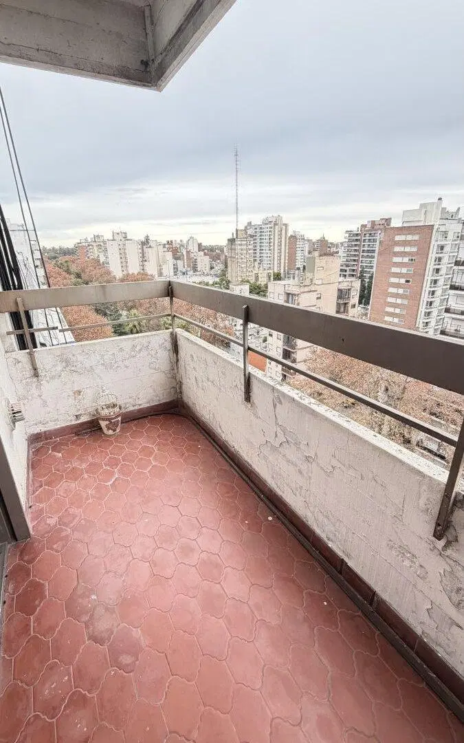 Bv.Oroño y Mendoza. Balcón al Boulevard. Amoblado 4