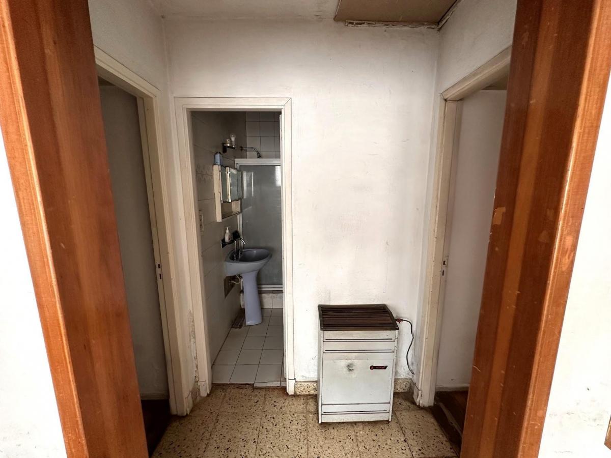 Foto de Cómodo PH en venta en La Pampa y Brandsen, imagen 2