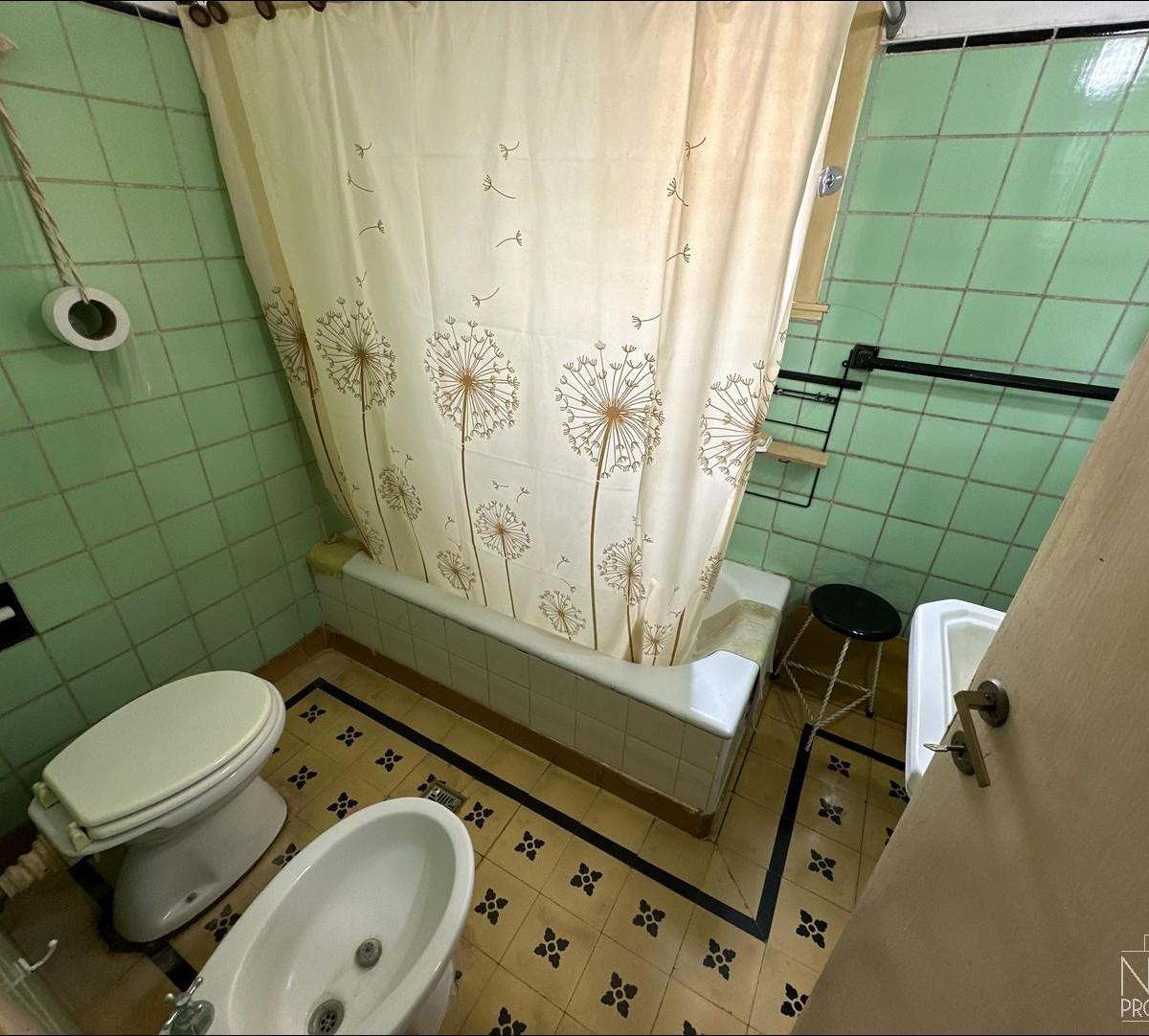 Foto de Casa estilo colonial apta p/ múltiples destinos (R2), imagen 4