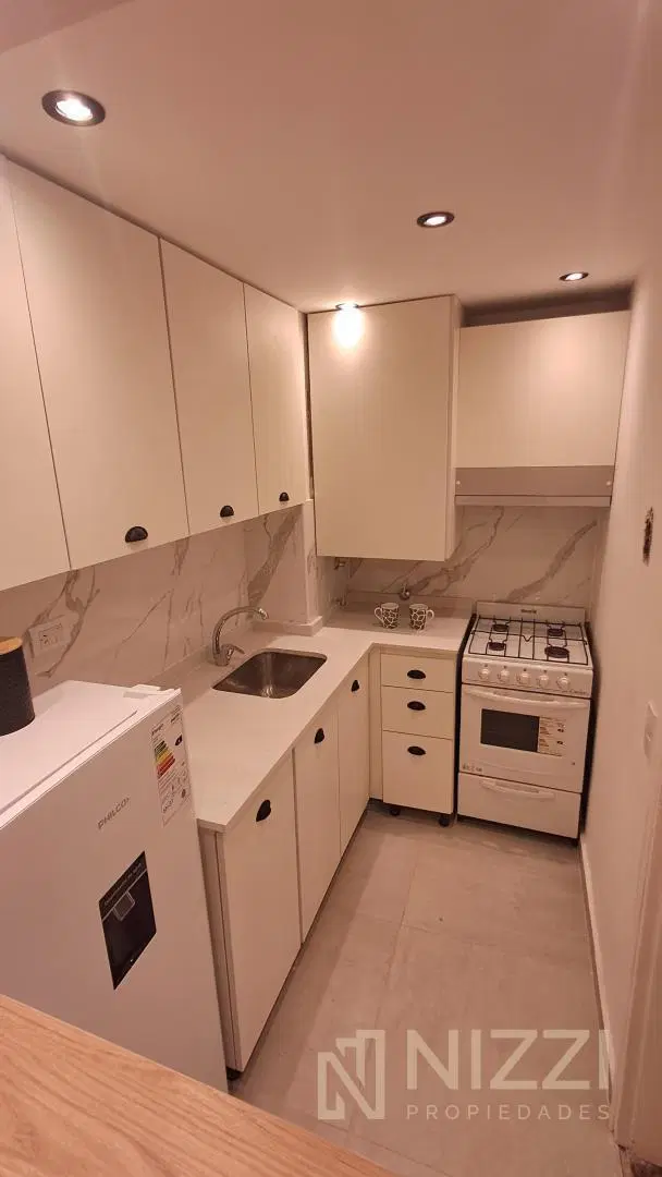 2 amb con patio y balcón - Centro 1