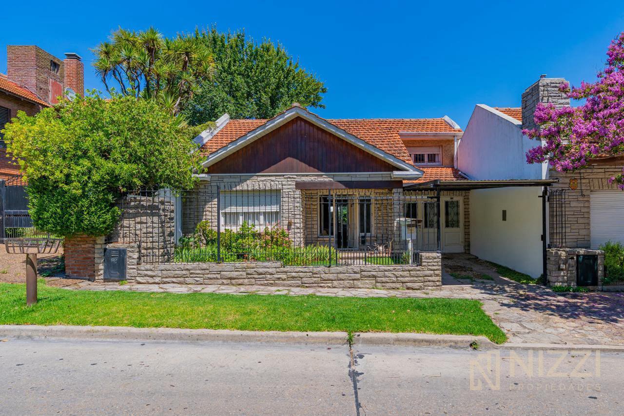 Foto de Chalet marplatense, sobre lote de 10 x 33 - Stella Maris, imagen 3