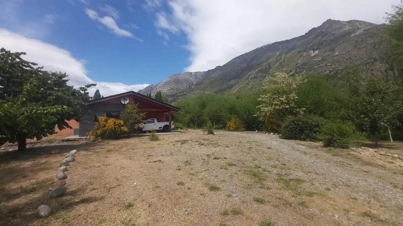 VENTA TERRENO DE 2 HECTÁREAS CON CASA – RUTA 40 – EL HOYO (COMARCA ANDINA) 5