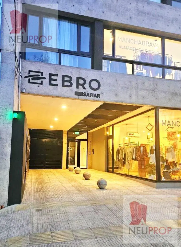 VENTA COCHERA CUBIERTA – EDIFICIO EBRO – CENTRO NEUQUÉN 1