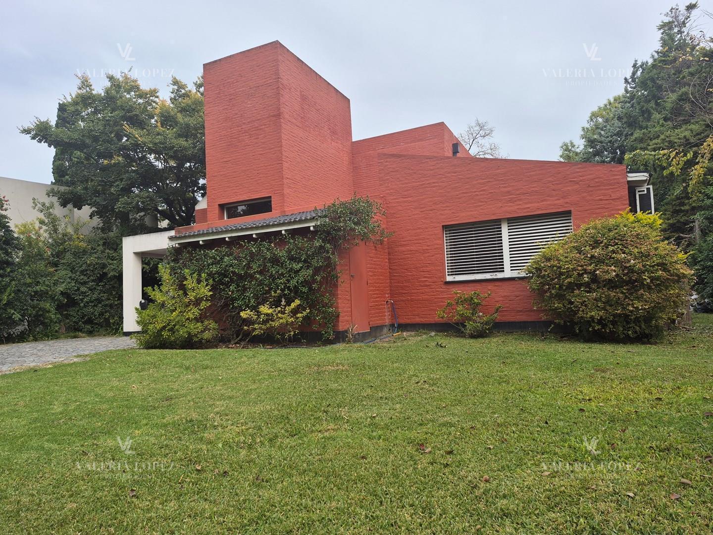 Casa Chalet en Alquiler en Highland Park CC con vista al golf, Pilar, G.B.A. Zona Norte