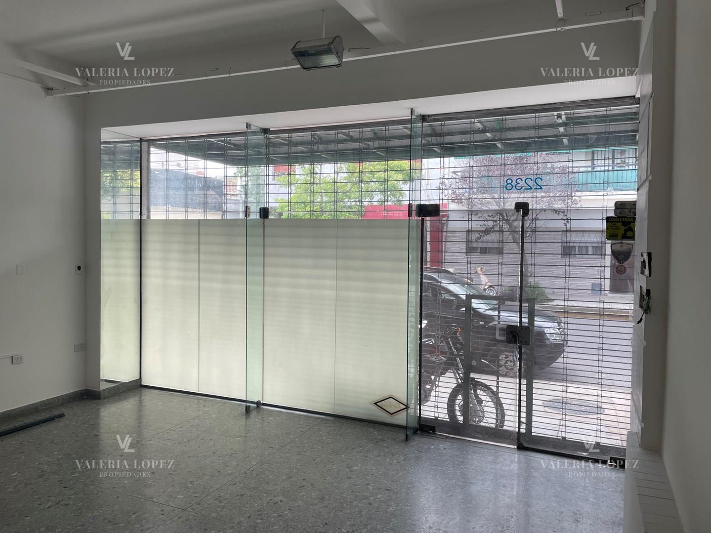 Foto de DEPOSITO CON LOCAL + VIVIENDA EN ZONA COMERCIAL, imagen 4