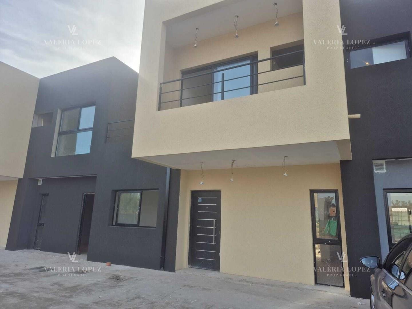 Dúplex 4 amb con patio y terraza en Venta en SpringPark Pilar, G.B.A. Zona Norte
