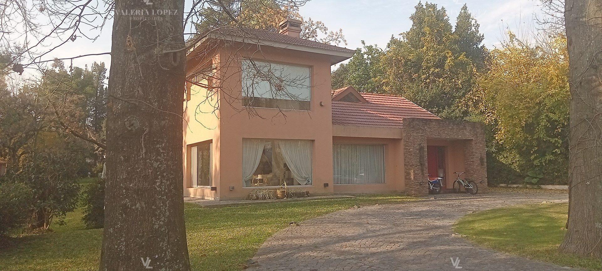 casa en venta en imponente lote en Highland Park CC, Pilar, G.B.A. Zona Norte