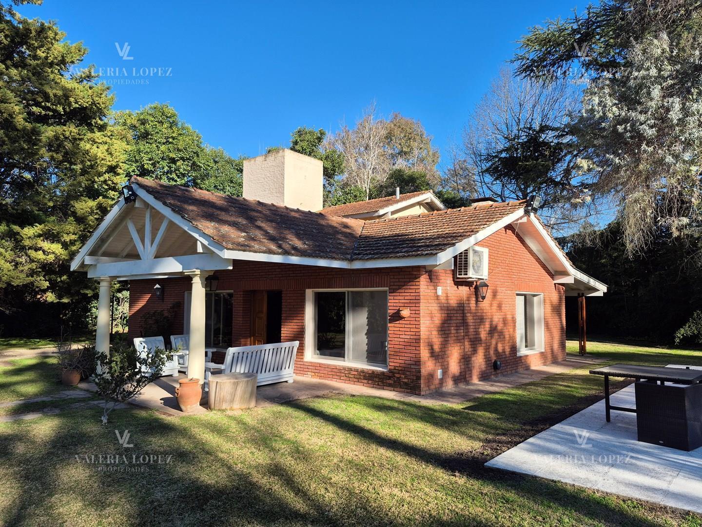 Casa Chalet en Alq. Temporario en Highland Park CC, Pilar, G.B.A. Zona Norte