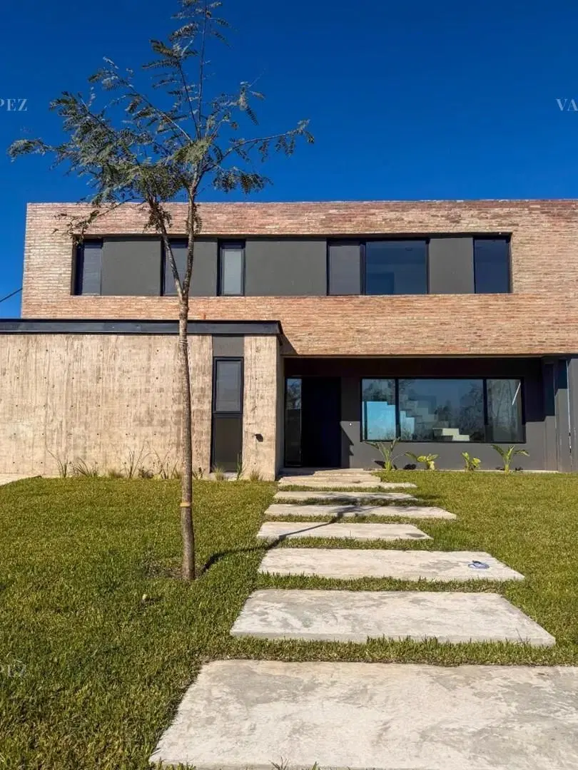 Casa Quinta  en Venta en Amarras, Puertos, Escobar 2