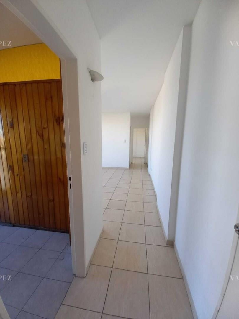 Foto de Departamento en Venta en Vicente López, G.B.A. Zona Norte, Argentina, imagen 4
