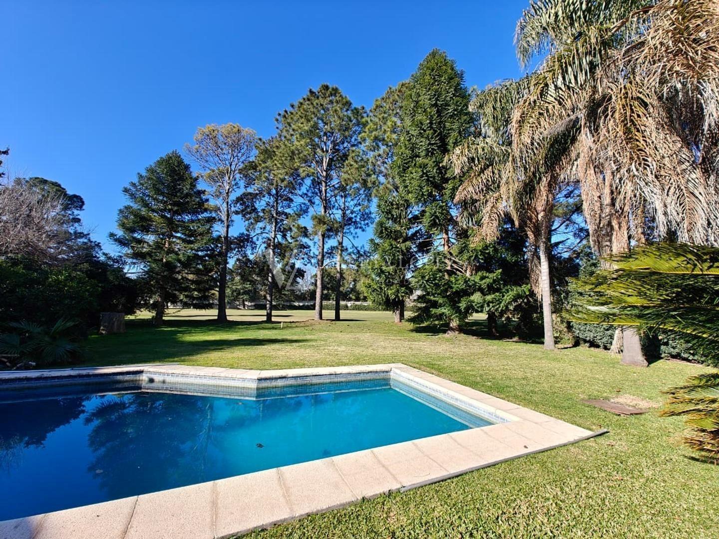 Foto de Casa en venta al Golf a refaccionar en Highland park Pilar, imagen 3