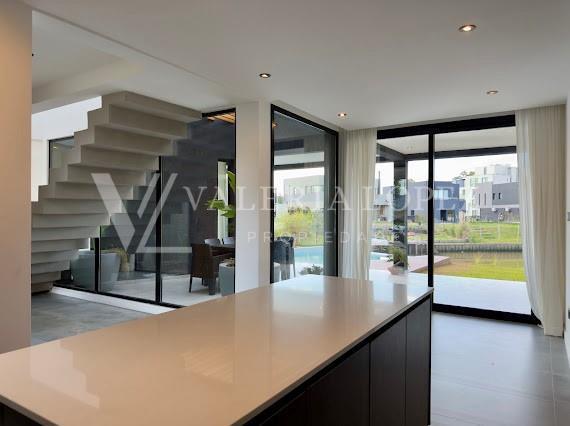 Foto de Casa Chalet en Venta en Canal Barrio Nautico, Villanueva, Tigre, imagen 2