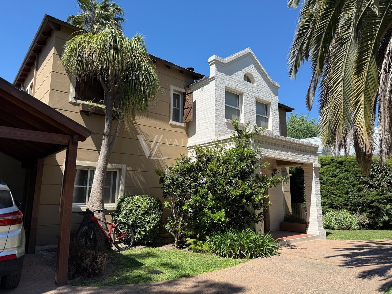 Foto de Casa en venta, 4 dorm, pileta Barrio Galapagos, Pilar, excelente acceso, imagen 1
