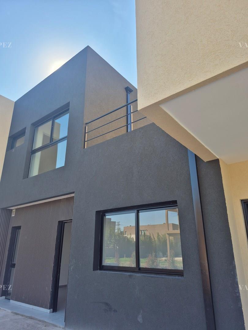 Foto de Dúplex 4 amb con patio y terraza en Venta en SpringPark Pilar, G.B.A, imagen 5