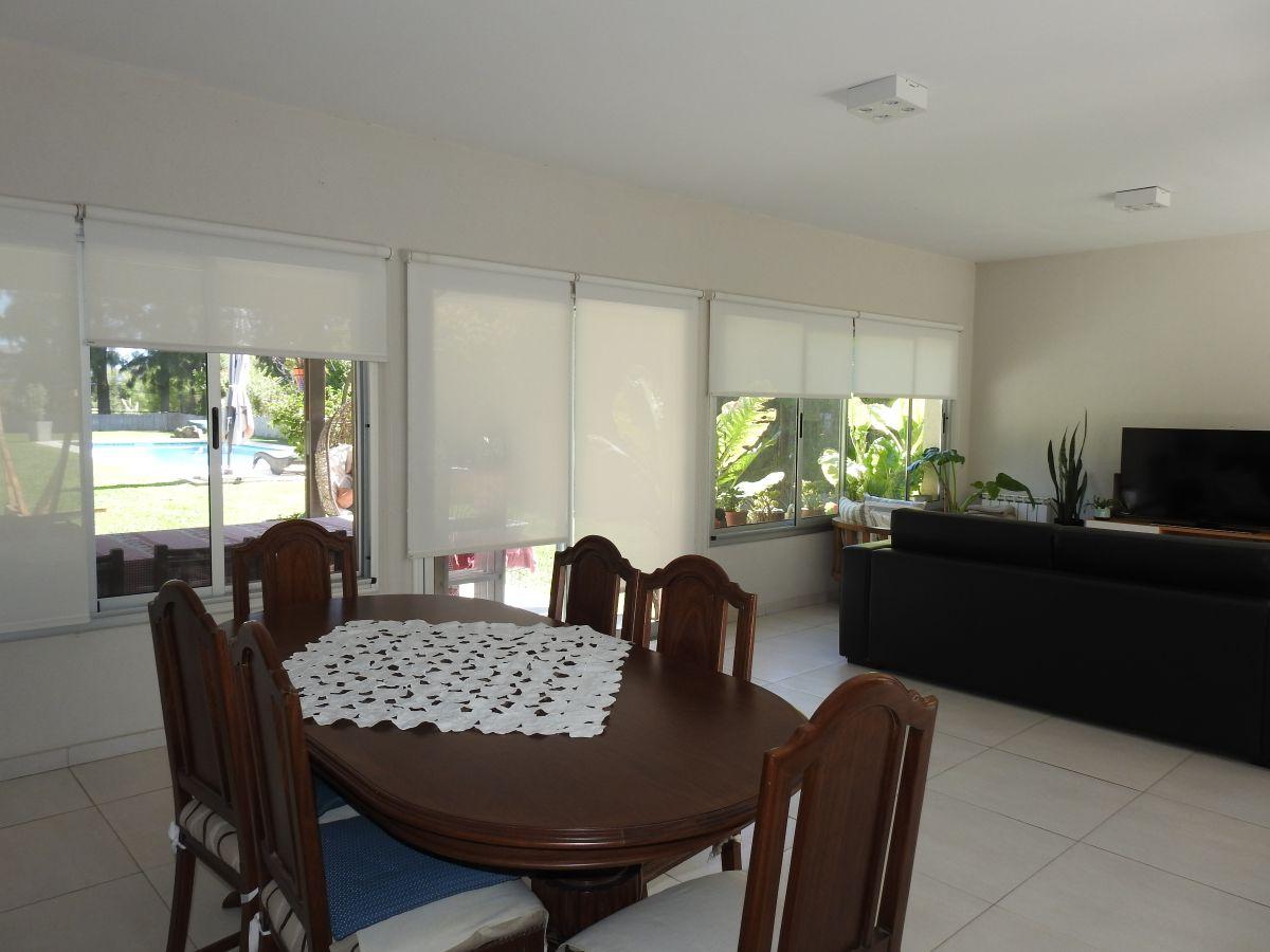 Foto de Casa 3dorm. + depend. Pileta, jardín, parrilla, cochera, imagen 2