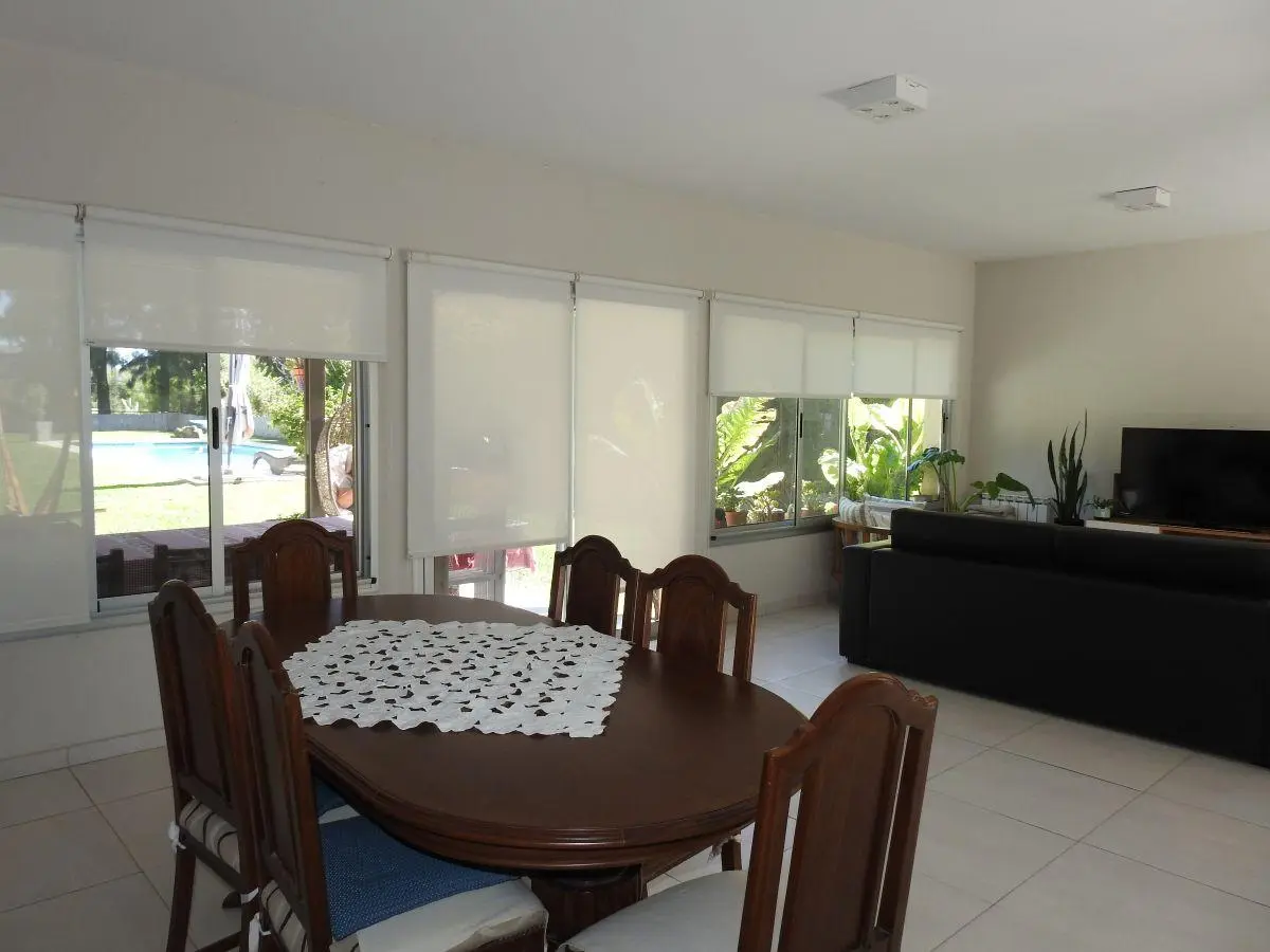 Casa 3dorm. + depend. Pileta, jardín, parrilla, cochera 2
