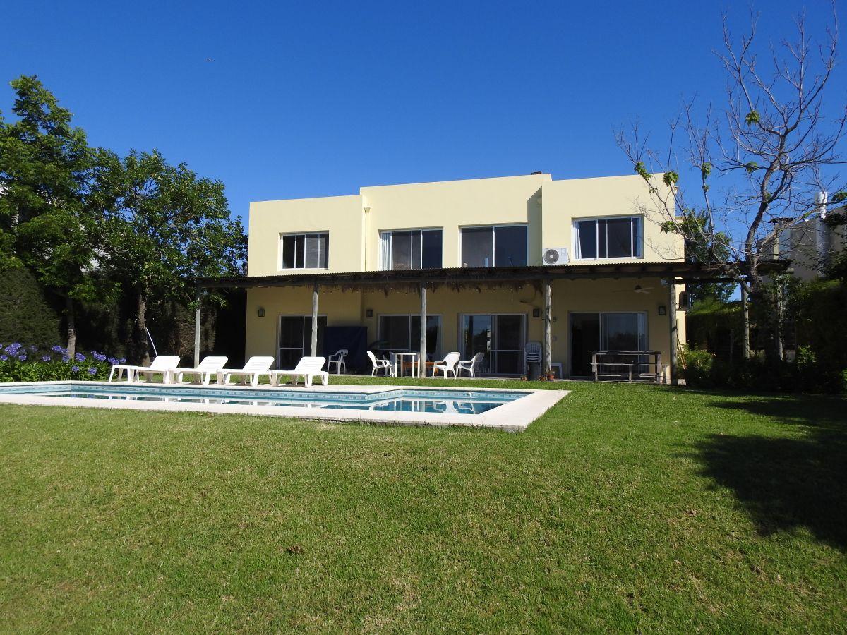ALQUILER 4 DORM. AL LAGO, PILETA, JARDÍN, PARRILLA